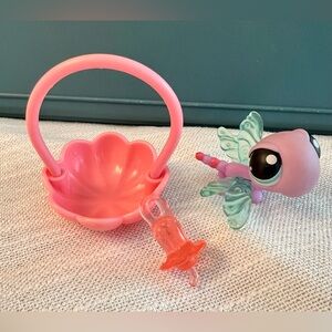 Littlest Pet Shop #316 Dragonfly & accessories included 2006 Hasbro